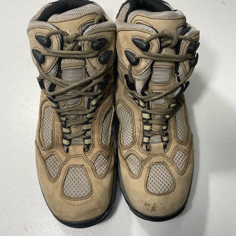 Vasque Vibram Gortex Beige and Black Hiking Boots Size 9.5M SB-